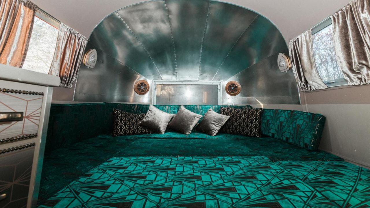 Silver Airstream Glamping & Rental Chichester Dış mekan fotoğraf