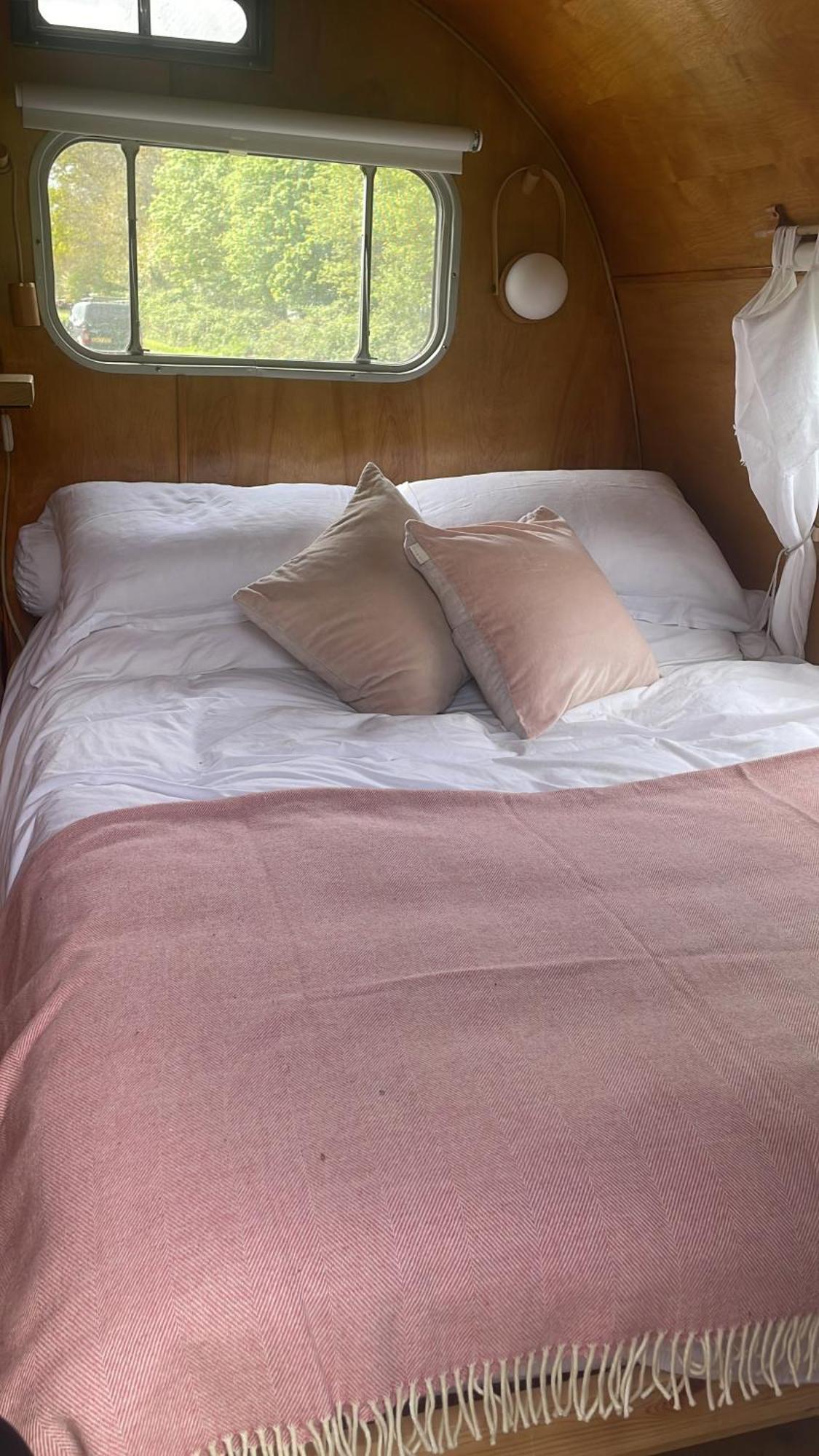 Silver Airstream Glamping & Rental Chichester Dış mekan fotoğraf